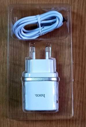 Cетевое зарядное устройство HOCO C12Q, быстрая зарядка QC3.0, 1хUSB 3A, 18 Вт.Пр. . фото 3