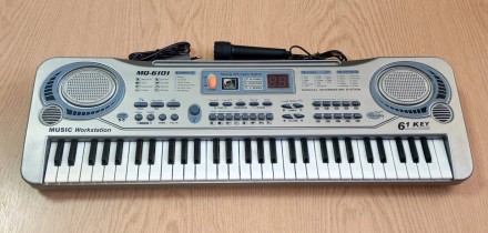 Музыкальный синтезатор с микрофоном 61 key MQ-6101.https://www.youtube.com/watch. . фото 6