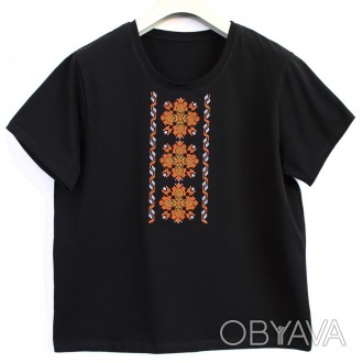 Стильна футболка вишита жіноча чорного кольору з оранжевим орнаментом від виробн. . фото 1
