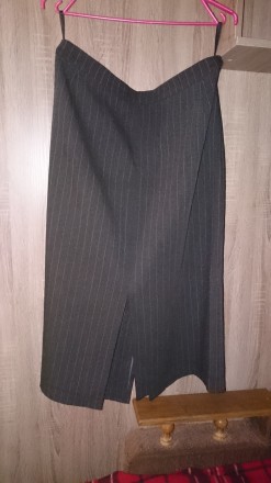 Юбка Van Gils женская прямая классическая. Размер 54 - 56, цвет тёмно - серый в . . фото 2