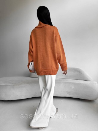 Яркий лаконичный свитер в стиле Massimo станет любимой вещью в повседневном гард. . фото 4