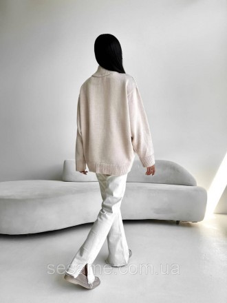 Яскравий лаконічний светр у стилі Massimo стане улюбленою річчю в повсякденному . . фото 3