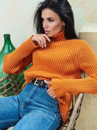 Яскравий лаконічний светр у стилі в'язання-гумка стане улюбленою річчю в повсякд. . фото 2