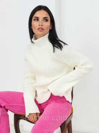 Яскравий лаконічний светр у стилі в'язання-гумка стане улюбленою річчю в повсякд. . фото 3