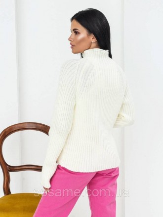 Яскравий лаконічний светр у стилі в'язання-гумка стане улюбленою річчю в повсякд. . фото 4