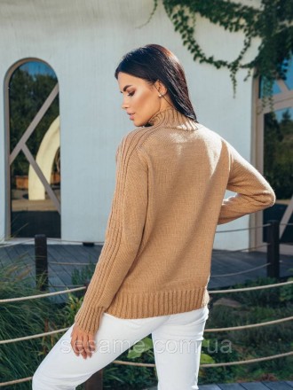 Лаконічний светр стане улюбленою річчю в повсякденному гардеробі цього сезону. . фото 3