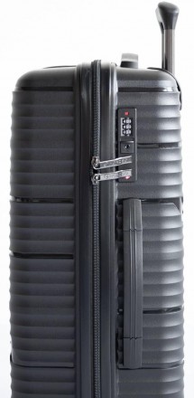 Пластиковый большой чемодан из поликарбоната 85L Horoso черный S120228S black
Оп. . фото 4