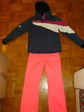 Костюм женский лыжный MAVI-WOWIE -VOLCOM, размер XS-S ( 36-38 ). Київ. фото 1 Костюм женский лыжный MAVI-WOWIE -VOLCOM, размер XS-S ( 36-38 ). Київ. фото 1