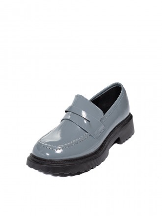 Стильні жіночі туфлі лофери світло-сірого кольору.Верх з екошкіри покритий штучн. . фото 3
