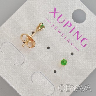 Сережки пусети Xuping з зеленим кристалом d-4мм+- Позолота 18К купить бижутерию . . фото 1