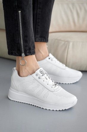 Жіночі кросівки шкіряні весняно-осінні білі Emirro 222 Trend
Жіночі білі шкіряні. . фото 2
