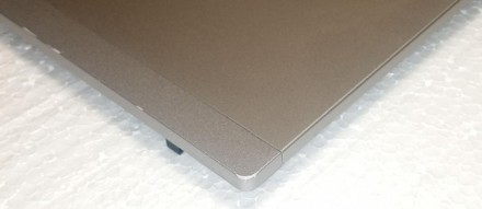 Кришка матриці з ноутбука HP EliteBook 8470p 685995-001 6070b0568601

Продаю в. . фото 7