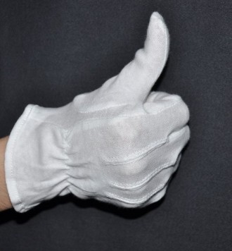 Белые перчатки для официантов изготовлены из трикотажной белой хлопковой ткани 1. . фото 3