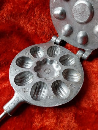 Vintage Soviet waffle iron USSR Nuts Flower Cakes Bears.Пересылка предметов по м. . фото 7