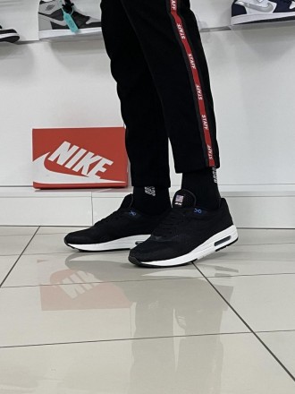 
 
 Кроссовки Nike Air Max 90 USA (чорні)
41 (26 см)	
42 (26.5 см)	
43 (27.5 см). . фото 9