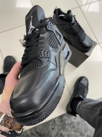 
 
 Кроссовки Nike Air Jordan Retro 4 all black
41 (26 см)	
42 (26.5 см)	
43 (27. . фото 4