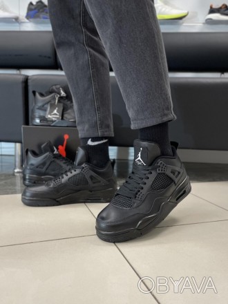 
 
 Кроссовки Nike Air Jordan Retro 4 all black
41 (26 см)	
42 (26.5 см)	
43 (27. . фото 1