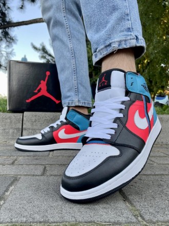 
 
 Кроссовки Nike Air Jordan 1 (красно-синие)
41 (26 см)	
42 (26.5 см)	
43 (27.. . фото 9