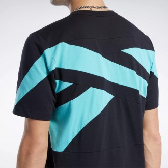Нова чоловіча футболка REEBOK Classics Brand Proud T-Shirt
Привіз з США, є інво. . фото 2