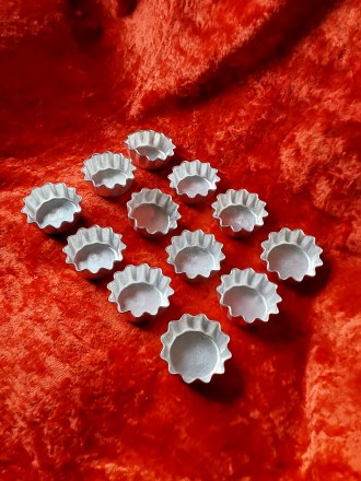 Винтажный комплект форм для выпечки Минск тарталетка 12 штук клеймо завода изгот. . фото 2