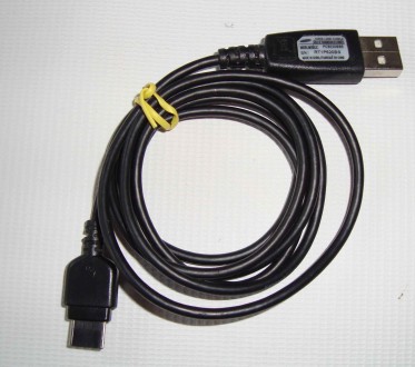 Кабель USB Samsung PKT-168 DSU-8 D800 
SAMSUNG DATA LINK USB Cable PCB220BBE\ P. . фото 2