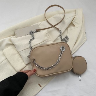 
Женская сумочка кросс-боди на один отдел + кошелек с серебряной фурнитурой
Разм. . фото 2