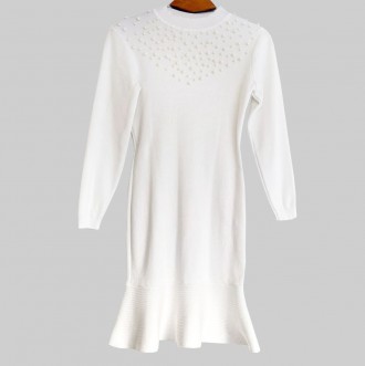 Платье белого цвета – символ свежести и новых начинаний, что делает его идеальны. . фото 2