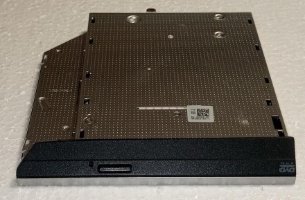 DVD-RW привод з ноутбука HP EliteBook 8470p SN-108 689075-001 578599-FC3

Стан. . фото 2