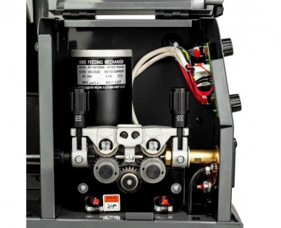 Инверторный сварочный полуавтомат Procraft industrial SPI400 используется для то. . фото 10