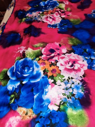 Большой платок-шаль с цветами, 30%-шелк, 70%-вискоза, размер 130х130см, новое со. . фото 7