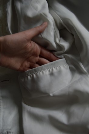 Пальто из натуральной кожи бело-белоснежного цвета (фото не передает)
на подкла. . фото 5