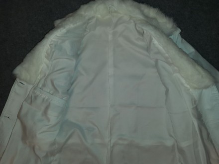 Пальто из натуральной кожи бело-белоснежного цвета (фото не передает)
на подкла. . фото 11