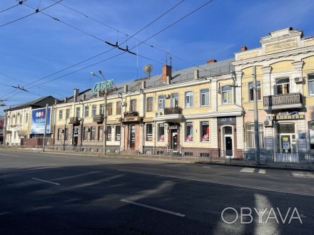 Продажа торговой недвижимости, центр г.Полтава, 
Фасад помещения выходит на пере. . фото 1