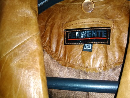 Продам кожаный женский фрэнч производства Турция, новый, в отличном состоянии.
. . фото 4