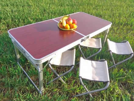 Посилений стіл для пікніка розкладний з 4 стільцями 
Складаний стіл - це одна з . . фото 8