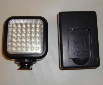 Накамерне світло Ultimaxx Universal 36 LED Light with Mounting Bracket for Digit. . фото 2