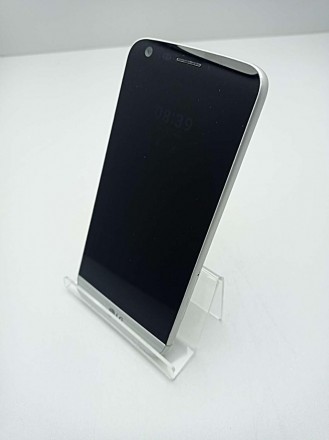 Большой дисплей
LG G5 оснастили 5.3-дюймовым дисплеем с разрешением 2560х1440 пи. . фото 7