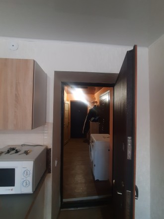 Продам 1 кімнатну квартиру на 2-му поверсі в будинку гостиного типу, метро Малиш. . фото 7