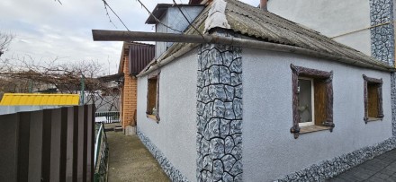 Продаж частини будинку, Томилівська. Будинок цегляний, утеплений. Будинок в косм. . фото 2