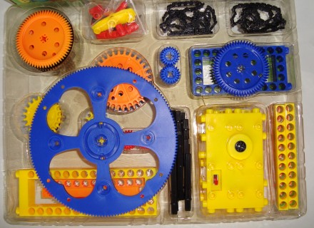 Конструктор игрушечных машин и механизмов Fanny Blocks - комплектация полная, но. . фото 3