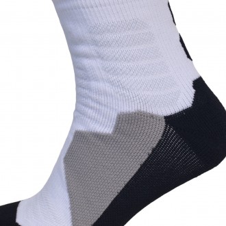 Підкори вершини баскетболу зі шкарпетками Nike Lebron James Elite!
Створені для . . фото 5