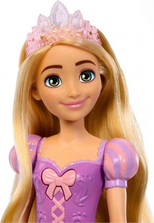 
Ця лялька Рапунцель, натхненна анімаційним персонажем популярного фільму Disney. . фото 4