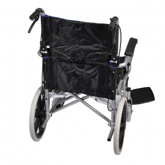 Инвалидная коляска Supretto с ручными тормозами складная имеет продуманный, прос. . фото 3