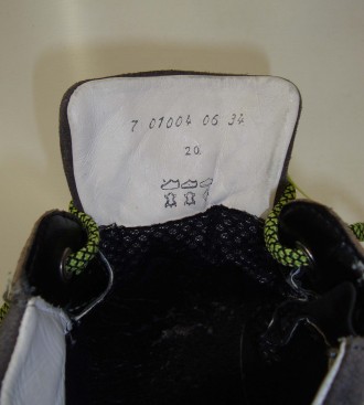 Ботинки детские кожаные Superfit Gore Tex, р.34 ст.22 см.

Ботинки детские кож. . фото 9