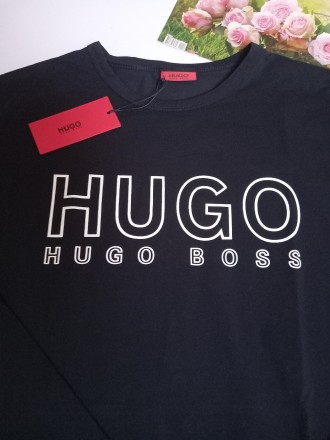 Мужская футболка с длинным рукавом Hugo Boss , черного цвета  , с надписью бренд. . фото 3