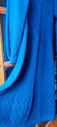 Продам Вязное Платье.
Чистая шерсть тёмно-синего цвета.
Сделано на заказ, разм. . фото 2