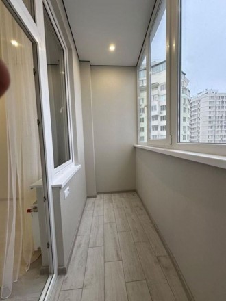 Двокімнатна квартира з новим ремонтом та меблями в житловому комплексі «Одіссей». Киевский. фото 6
