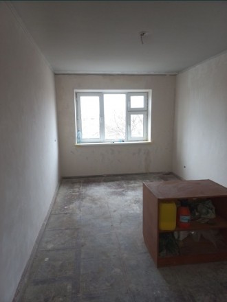 
 25702 Продам 3-х комнатную квартиру в 5-этажном доме на ул. Кирпичная.
Средний. . фото 2