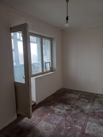 
 25702 Продам 3-х комнатную квартиру в 5-этажном доме на ул. Кирпичная.
Средний. . фото 3