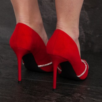 Жіночі туфлі червоні Cabaret 2606
Туфлі жіночі виконані зі штучної замші. Модель. . фото 9